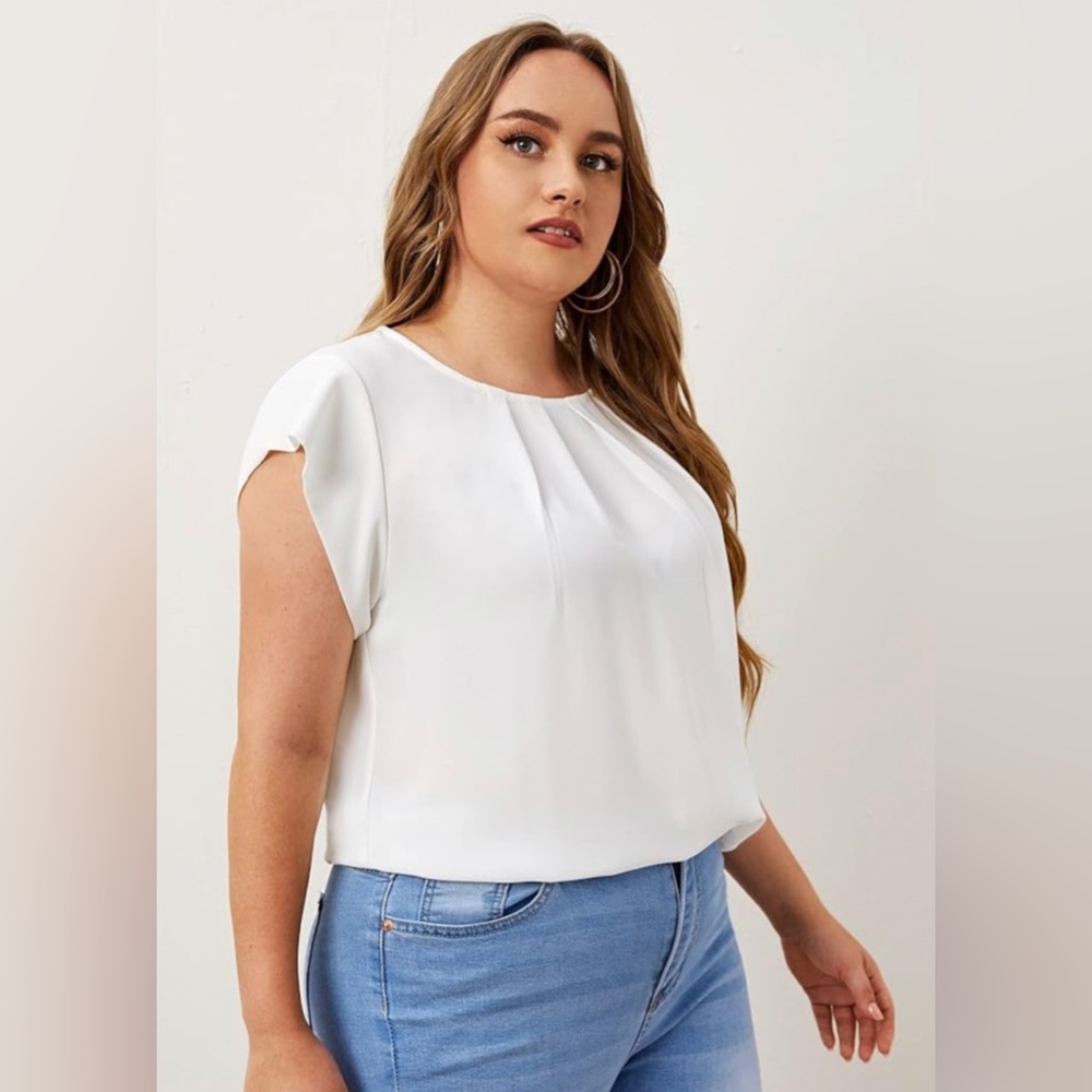White shirt sleeves blouse